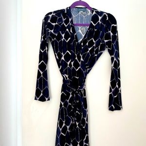 Maternity/nursing wrap dress